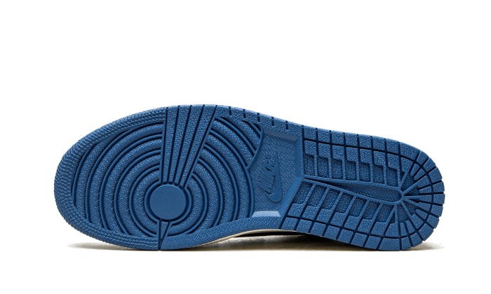 Air Jordan 1 Retro Low OG SP Fragment x Travis Scott