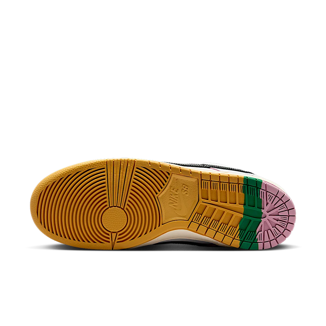 Nike SB Dunk Low CSEF