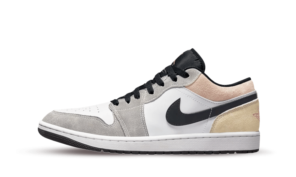 Air Jordan 1 Low SE Flight Club