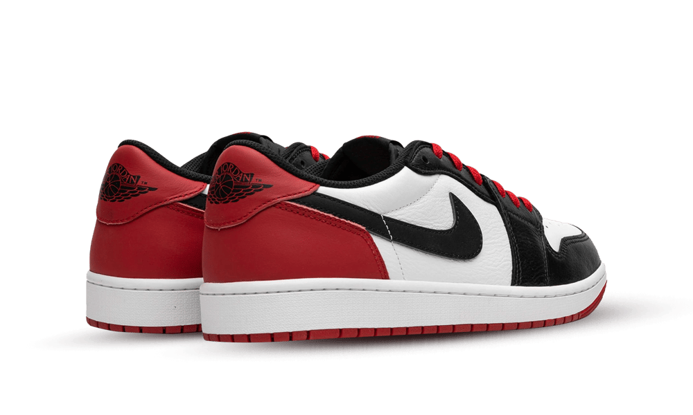 Air Jordan 1 Retro Low OG Black Toe (2023)