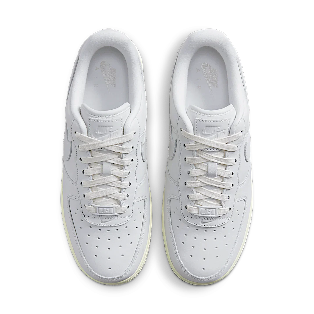 Nike Air Force 1 Low Summit White