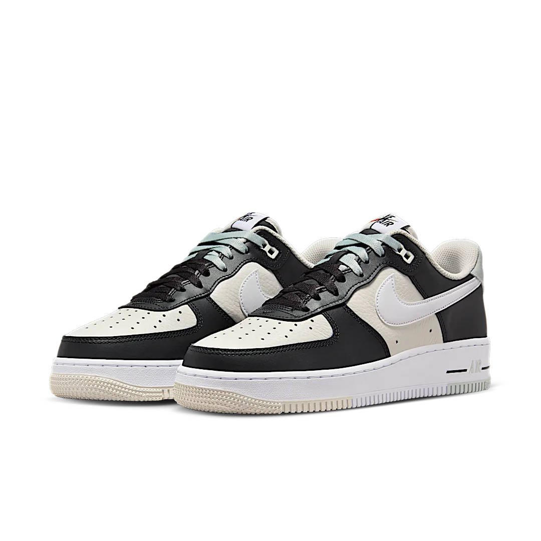 Nike Air Force 1 Low '07 LV8 Split Black Phantom