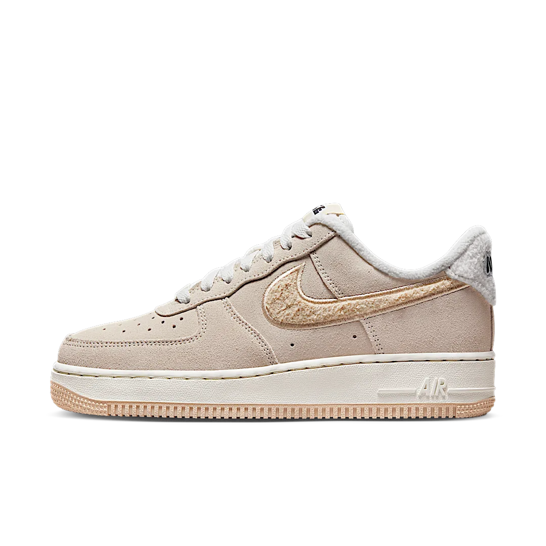 Nike Air Force 1 Low '07 SE Sanddrift Gum Fleece