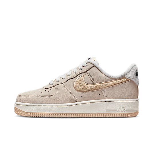 Nike Air Force 1 Low '07 SE Sanddrift Gum Fleece
