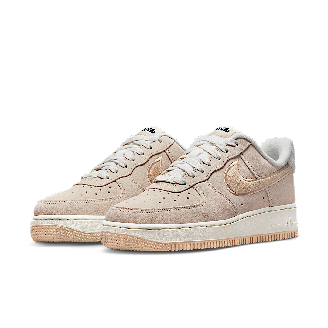 Nike Air Force 1 Low '07 SE Sanddrift Gum Fleece