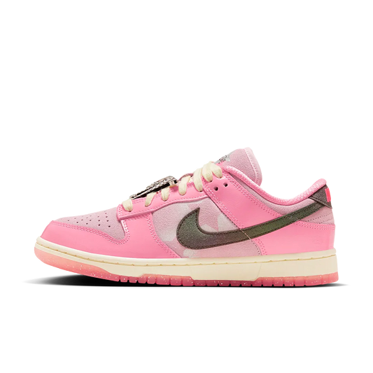 Nike Dunk Low LX Barbie