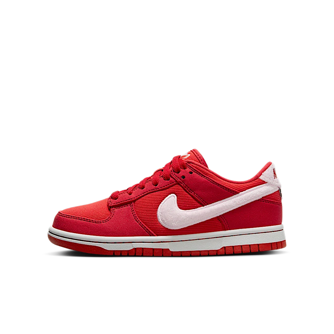 Nike Dunk Low Valentine's Day (2024)