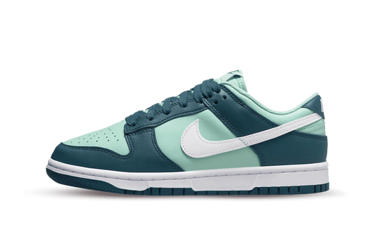 Nike Dunk Low Geode Teal