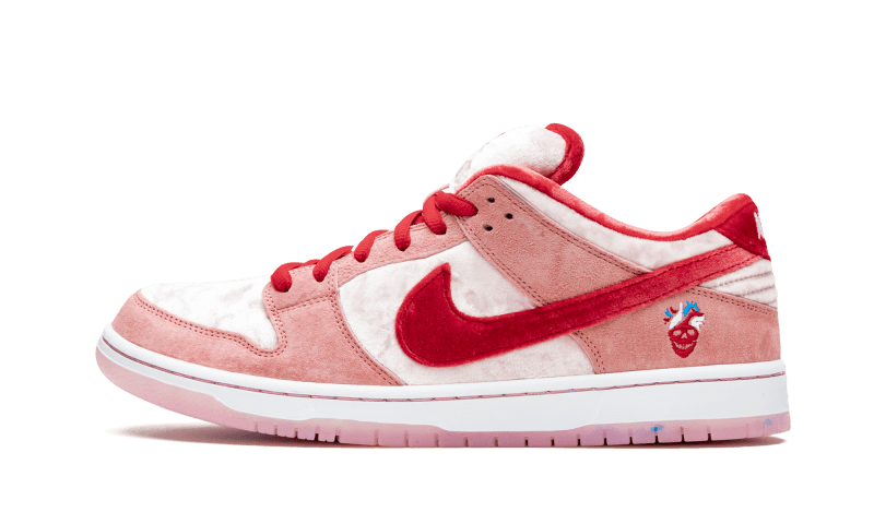 Nike SB Dunk Low StrangeLove Skateboards
