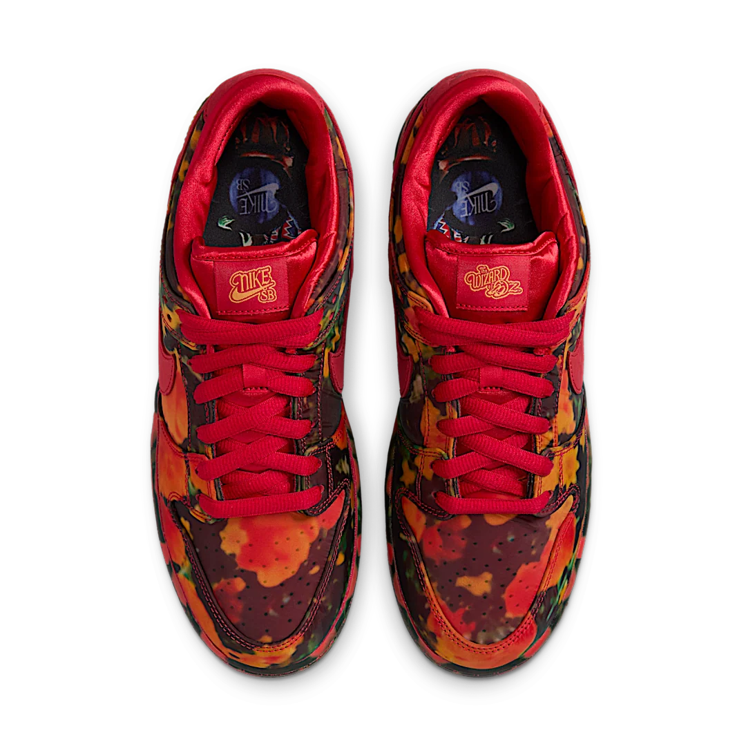 Nike SB Dunk Low The Wizard of Oz Poppy Field