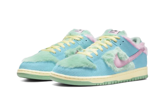 Nike SB Dunk Low Verdy Visty